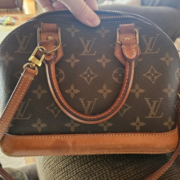 Louis Vuitton Alma BB Mini Crossbody Brown - Picture 2 of 9